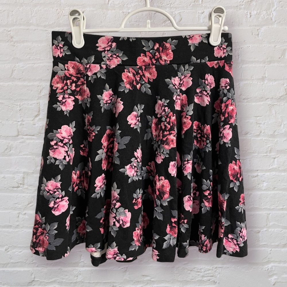 H&M Divided Floral Skater Skirt